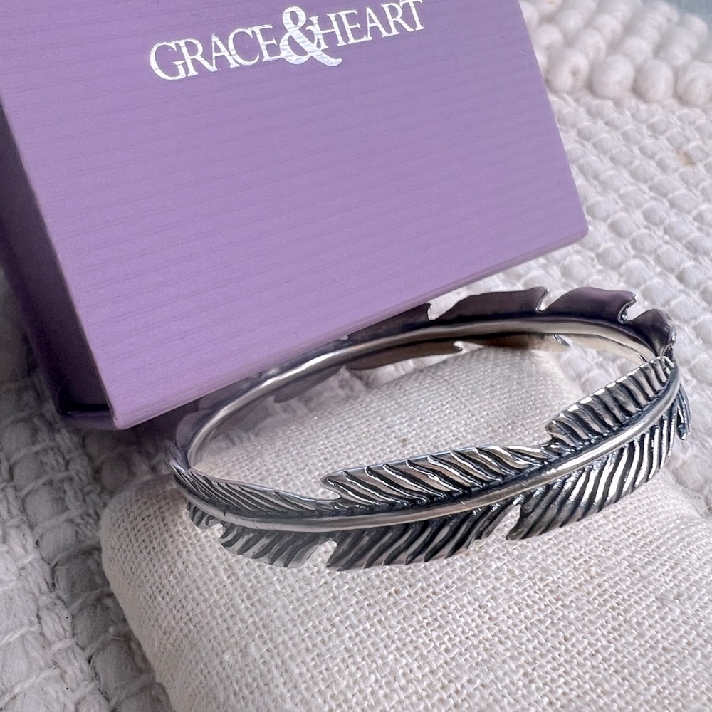 Grace & Heart Sterling Silver Feather Bangle